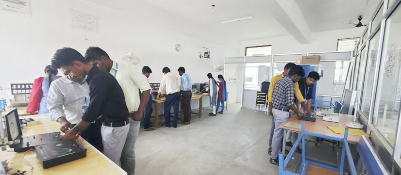 vaigai EEE lab